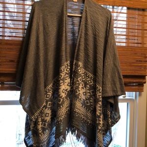 Sweater//poncho